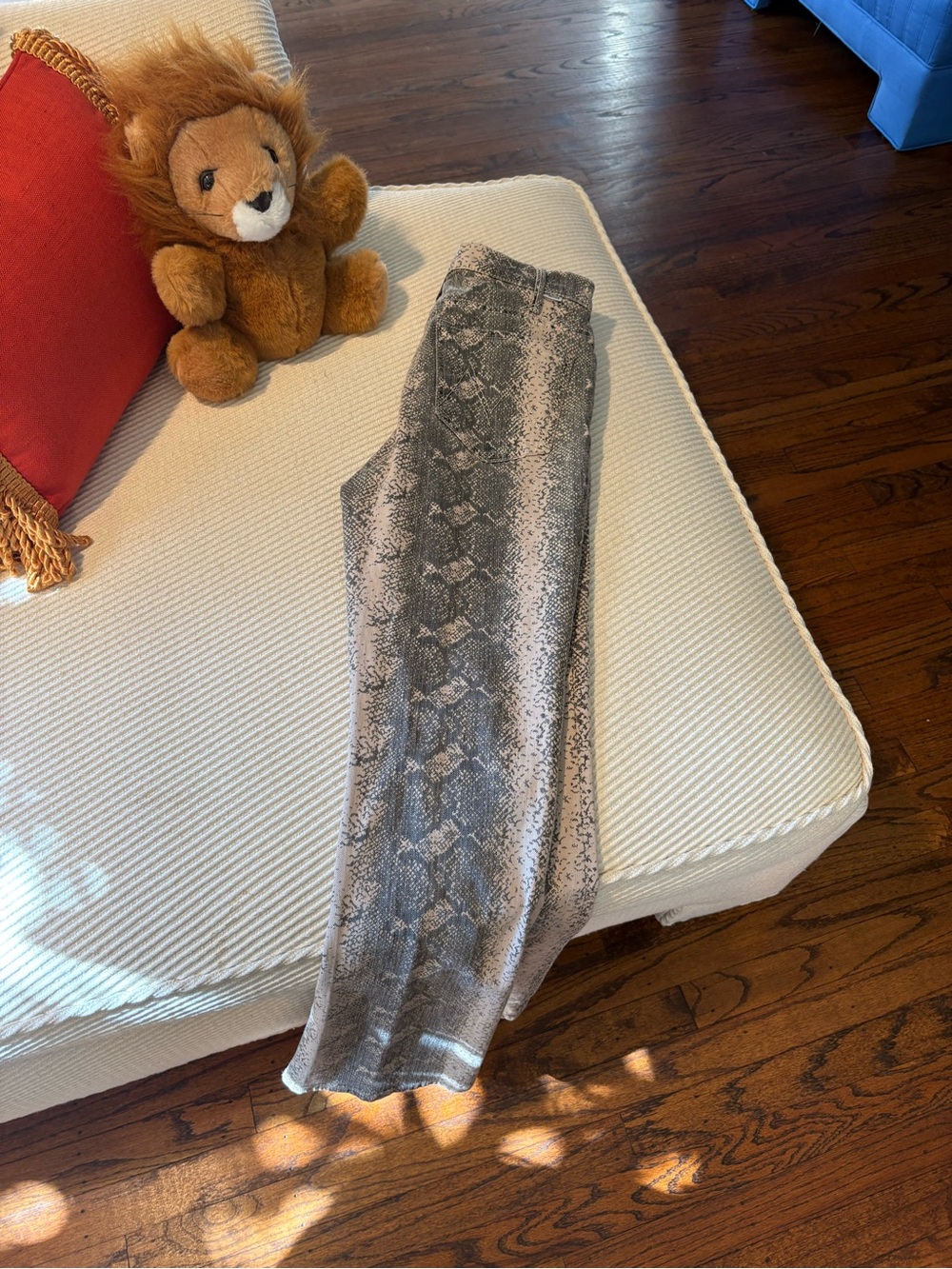 Reptile Pattern - Neutral Brown & Gray - Picture 6 of 7